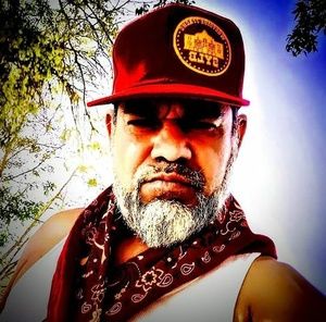 Meet your Posher, Manuel